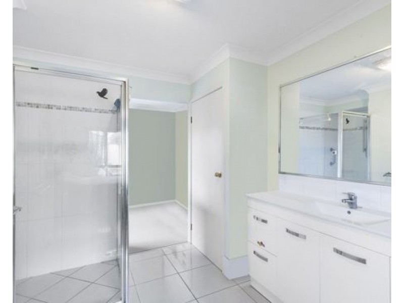 54 CHISHOLM ROAD, Carrara QLD 4211