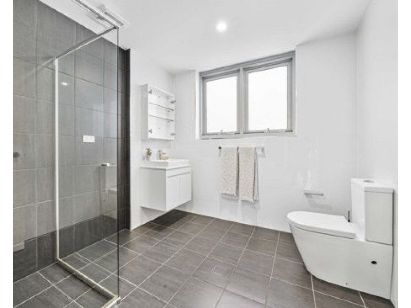 B11/19 Hutchinson Street, St Peters NSW 2044