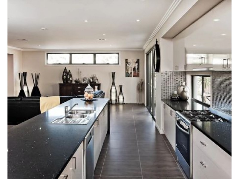 37 Laxton road, Pallara QLD 4110