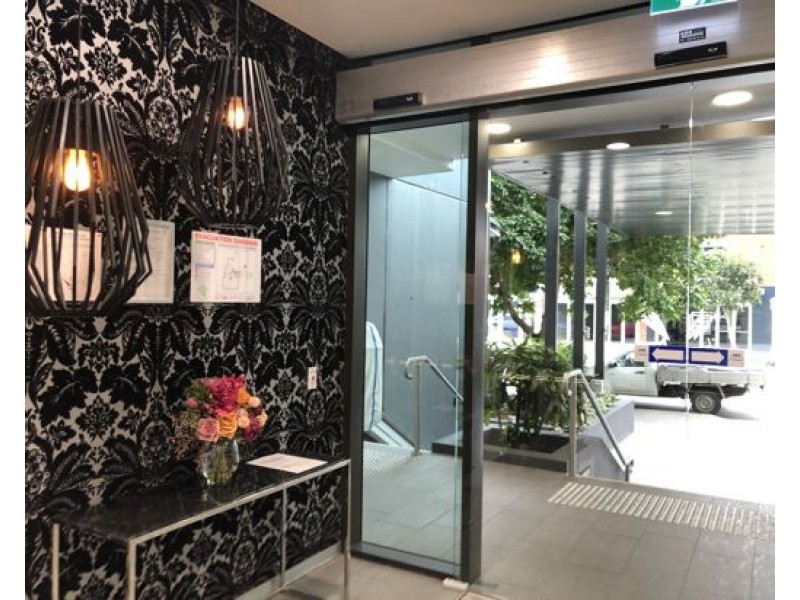 20802/8 Hercules street, Hamilton QLD 4007