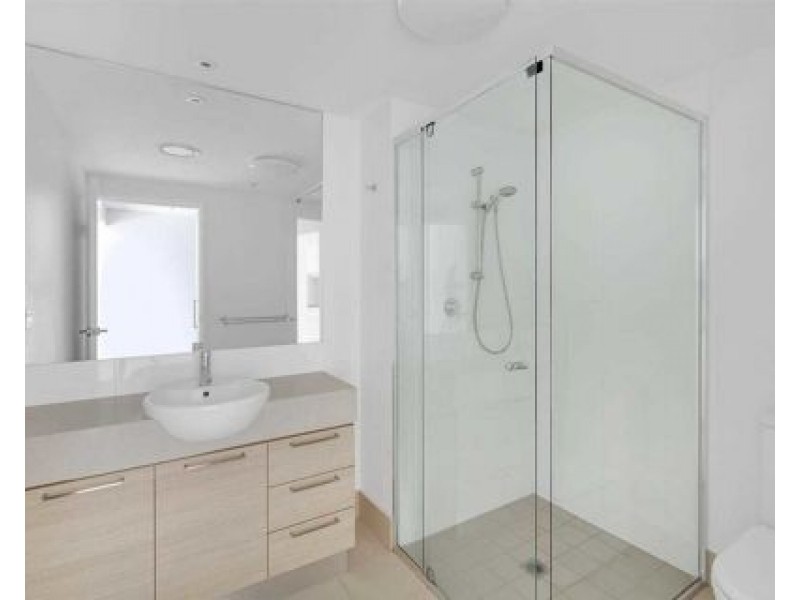 20802/8 Hercules street, Hamilton QLD 4007