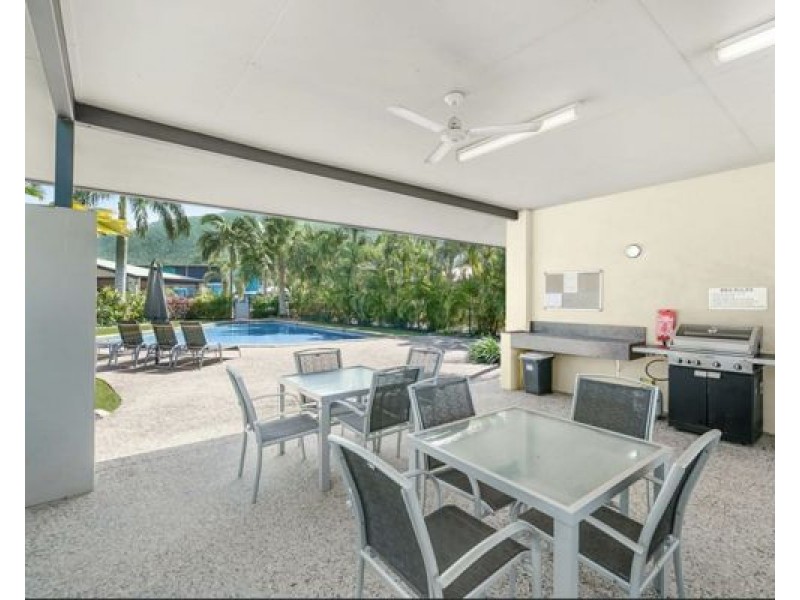 1-13 Ernest St, Redlynch QLD 4870
