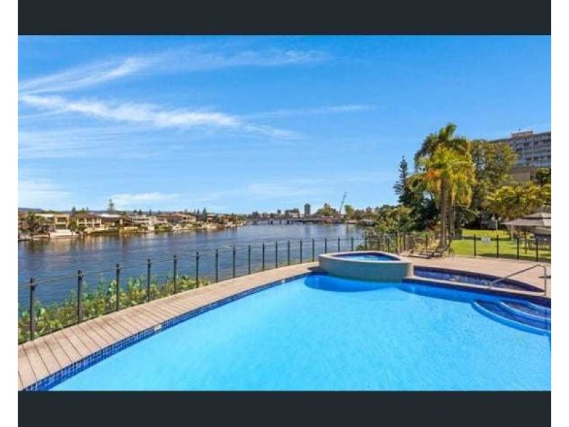 9/2940 Gold Coast Highway, Surfers Paradise QLD 4217