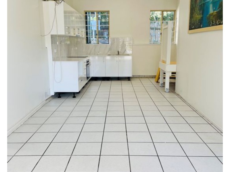 12 Moorak St,, Taringa QLD 4068