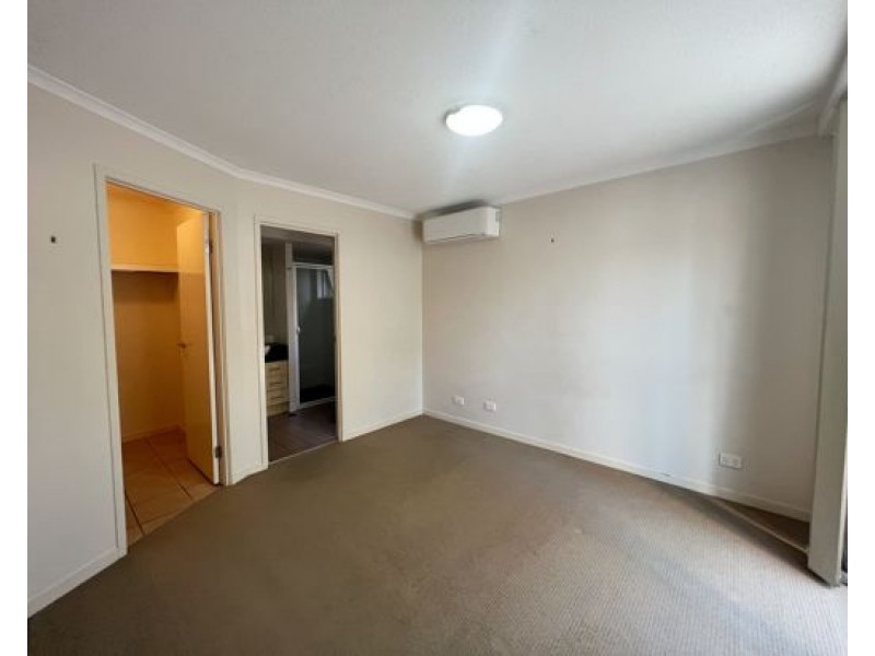 0104/38 Vincent Street, Indooroopilly QLD 4068