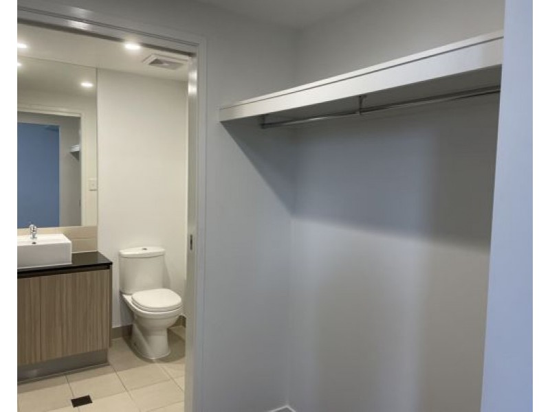 U2/42 Laver Drive, Robina QLD 4226