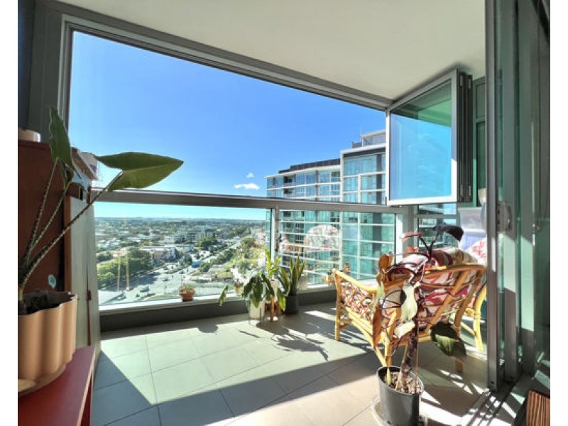 11503/8 Harbour Road, Hamilton QLD 4007