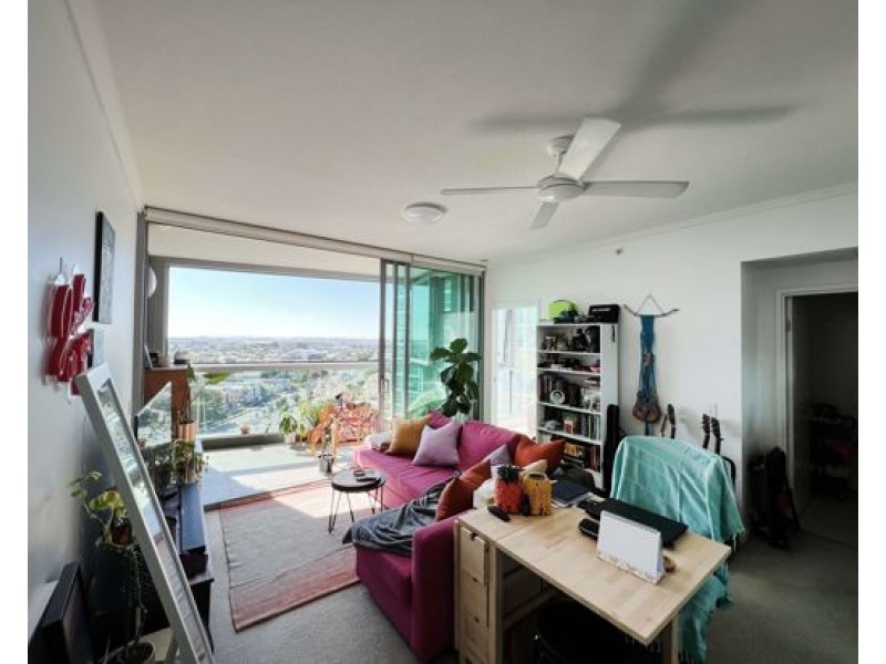 11503/8 Harbour Road, Hamilton QLD 4007