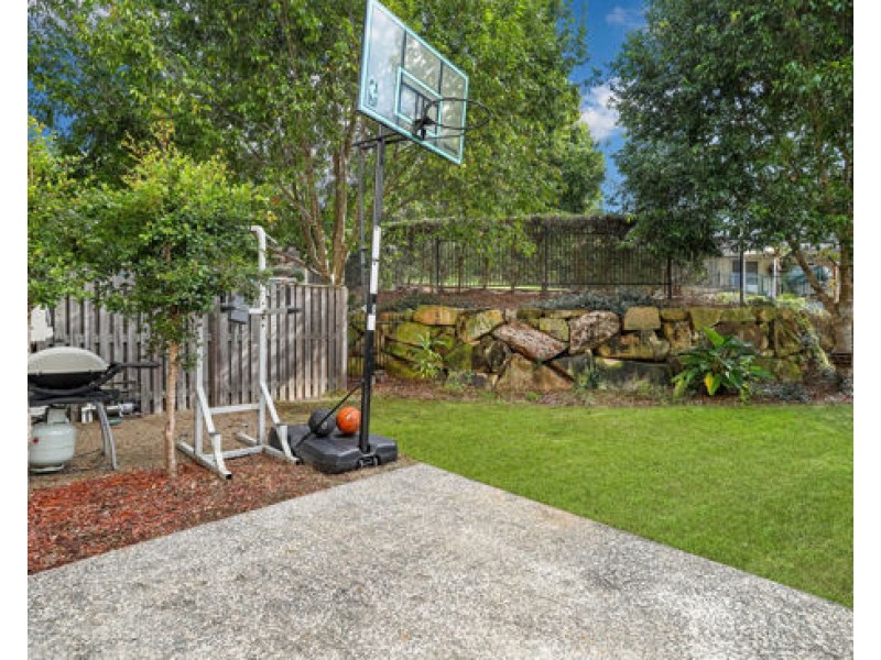 119 North Hill Drive Robina, Robina QLD 4226