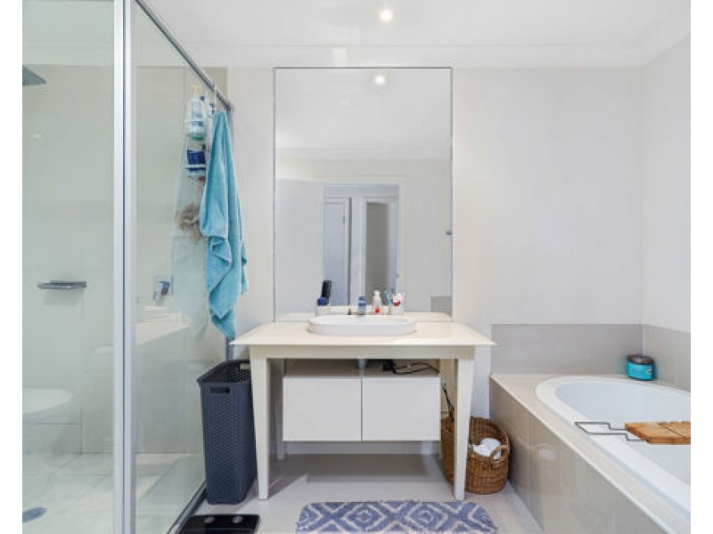 119 North Hill Drive Robina, Robina QLD 4226