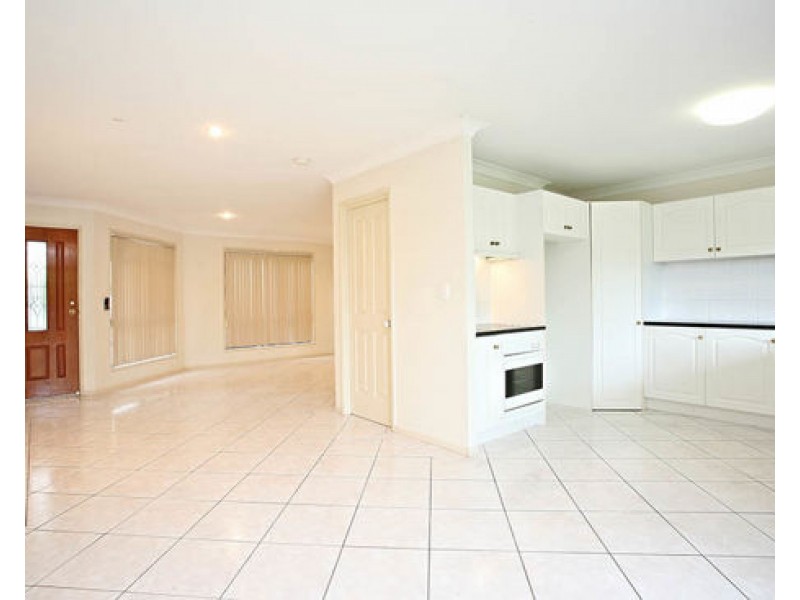 33/12 Greendale Way, Carindale QLD 4152
