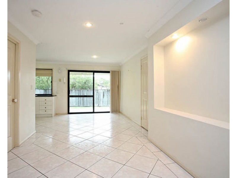 33/12 Greendale Way, Carindale QLD 4152