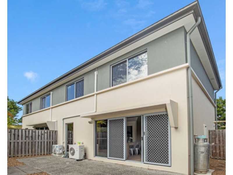 25/1 Belongil Street, Pacific Pines QLD 4211