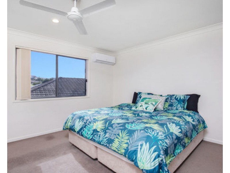 25/1 Belongil Street, Pacific Pines QLD 4211