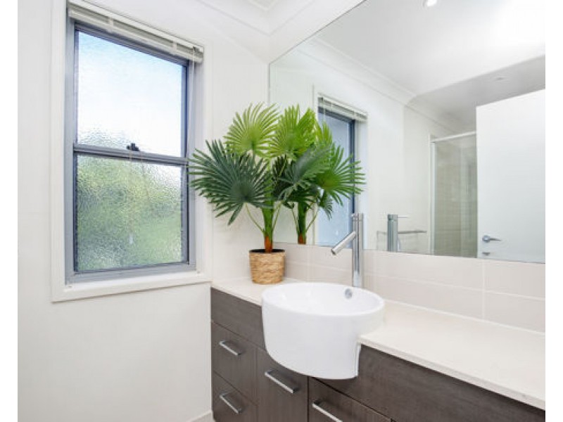 25/1 Belongil Street, Pacific Pines QLD 4211