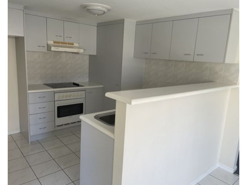 42 10 Adrian Pl, Wishart QLD 4122