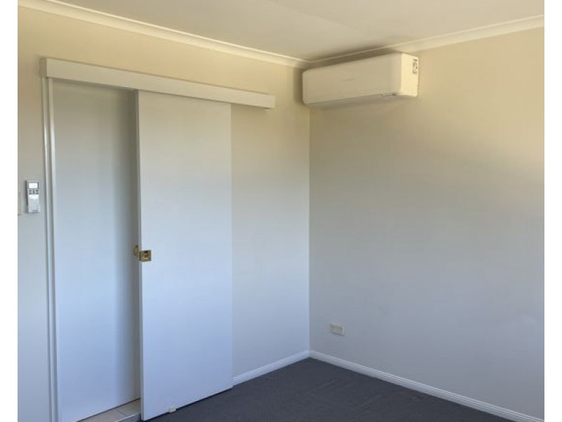 42 10 Adrian Pl, Wishart QLD 4122