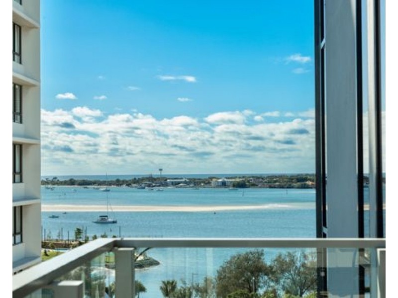 801/11-15 Norman street, Southport QLD 4215