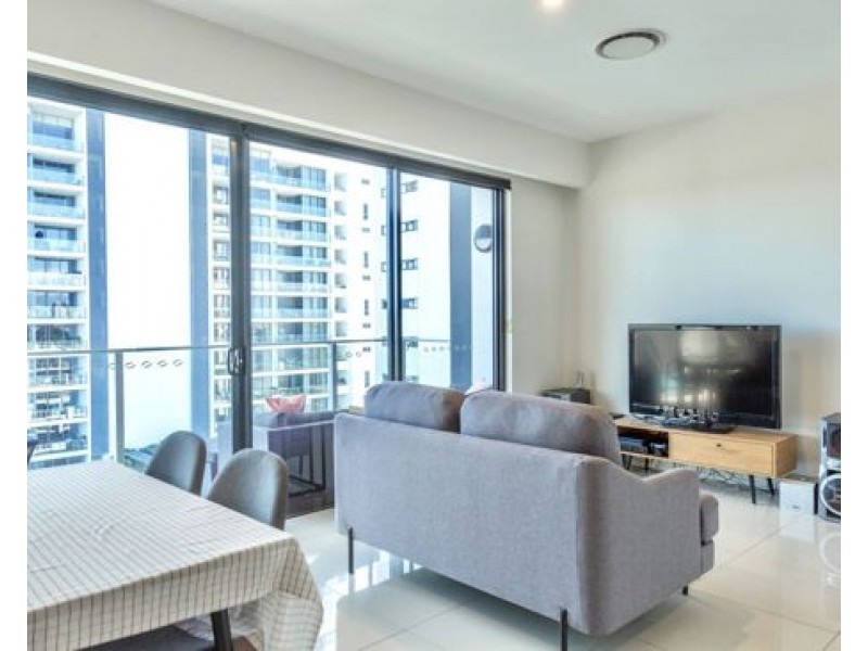 801/11-15 Norman street, Southport QLD 4215