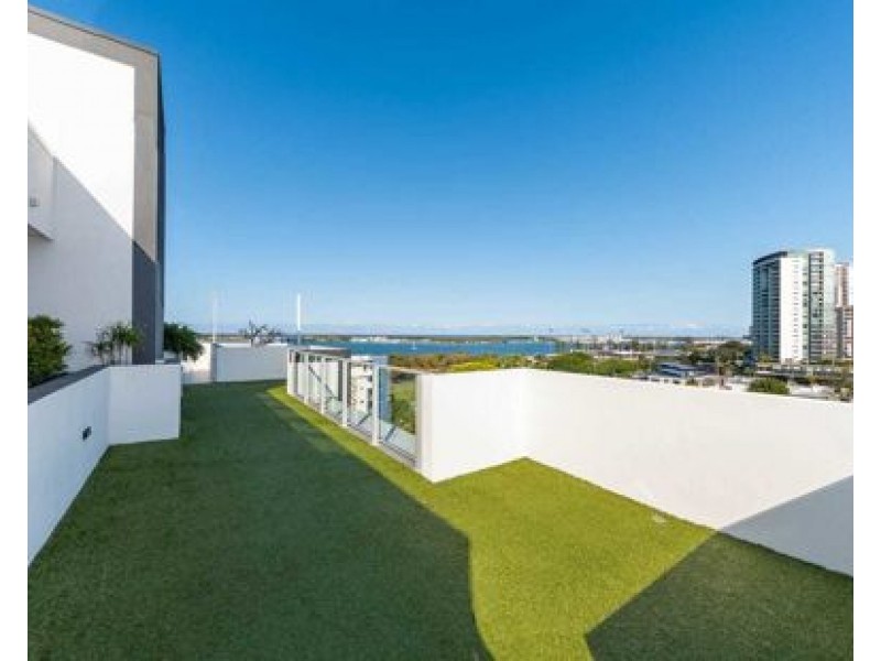 801/11-15 Norman street, Southport QLD 4215