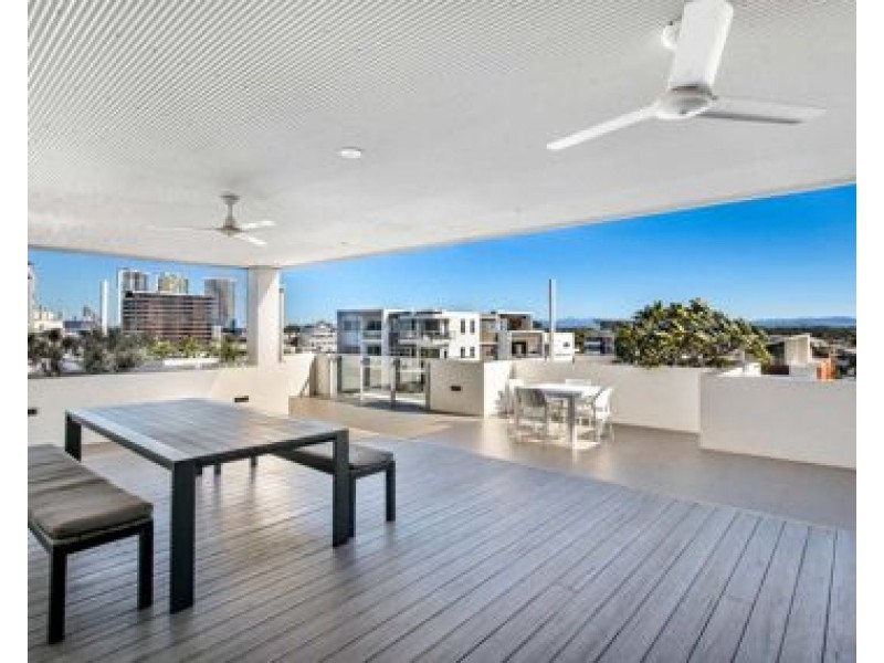 801/11-15 Norman street, Southport QLD 4215