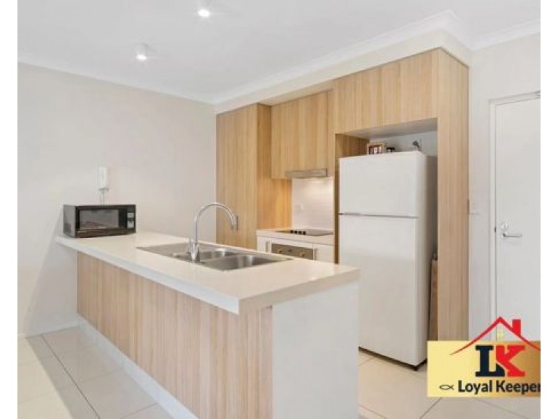 202/8 Norman Street, Southport QLD 4215