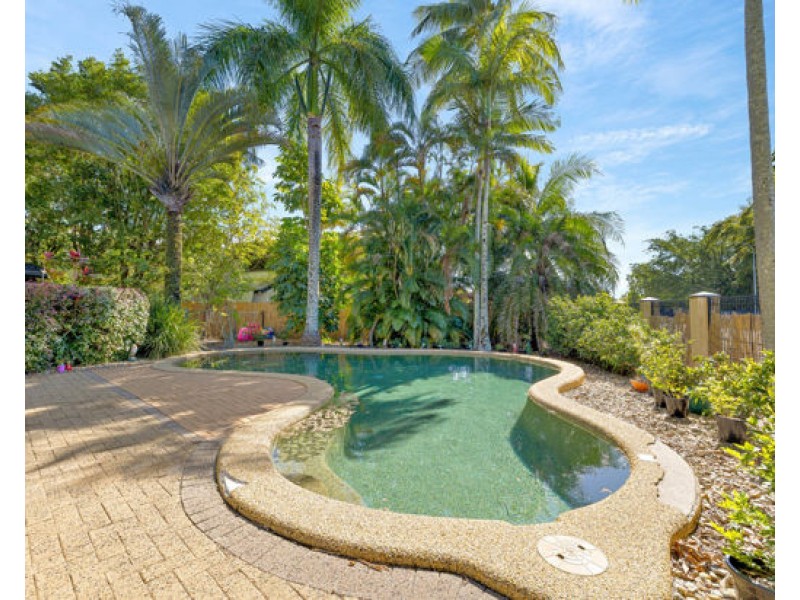 2-4 McGuigan St, Earlville QLD 4870