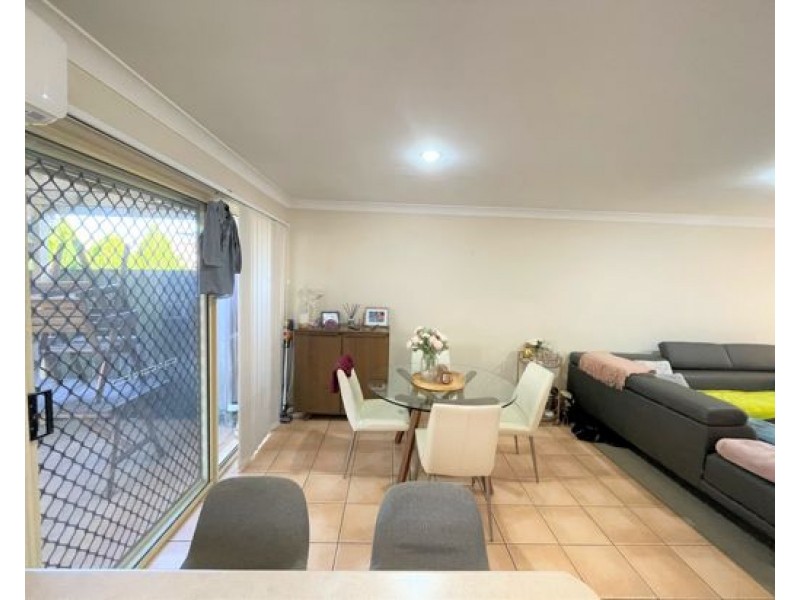 62 COORA ST, Wishart QLD 4122