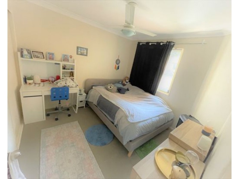 62 COORA ST, Wishart QLD 4122