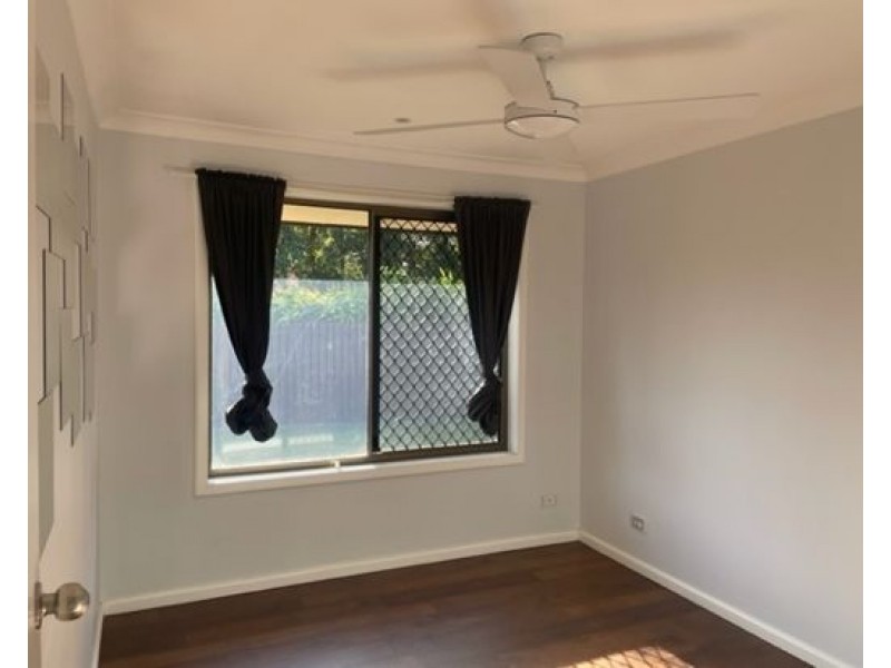 1 Clutha Court, Highland Park QLD 4211