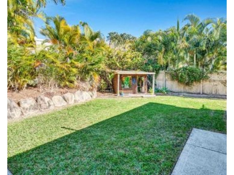 1 Clutha Court, Highland Park QLD 4211