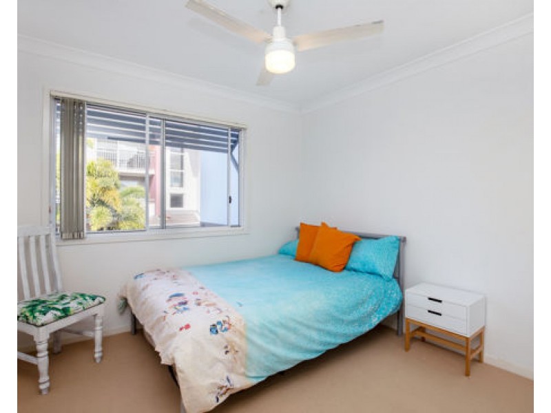 504/33 Clark St, Biggera Waters QLD 4216