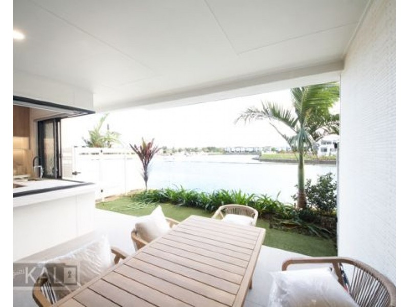 4 /72 Palladium Boulevard, Hope Island QLD 4212