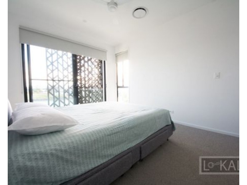 4 /72 Palladium Boulevard, Hope Island QLD 4212