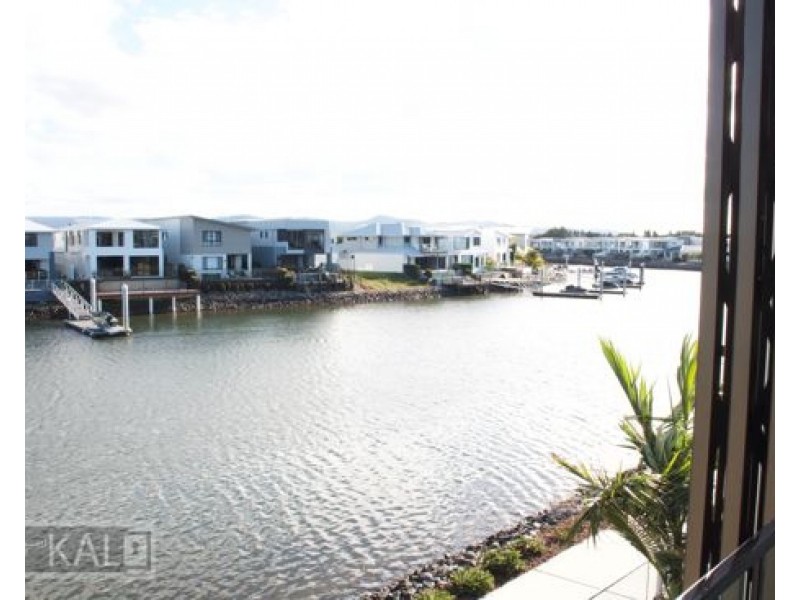 4 /72 Palladium Boulevard, Hope Island QLD 4212
