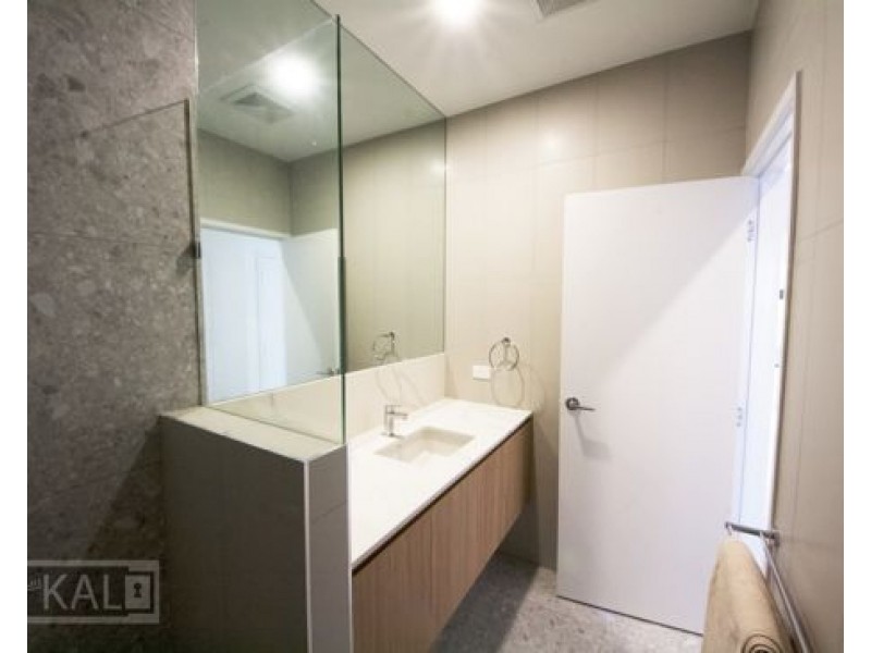 4 /72 Palladium Boulevard, Hope Island QLD 4212