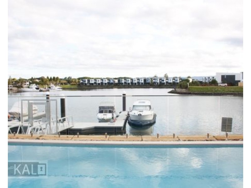 4 /72 Palladium Boulevard, Hope Island QLD 4212