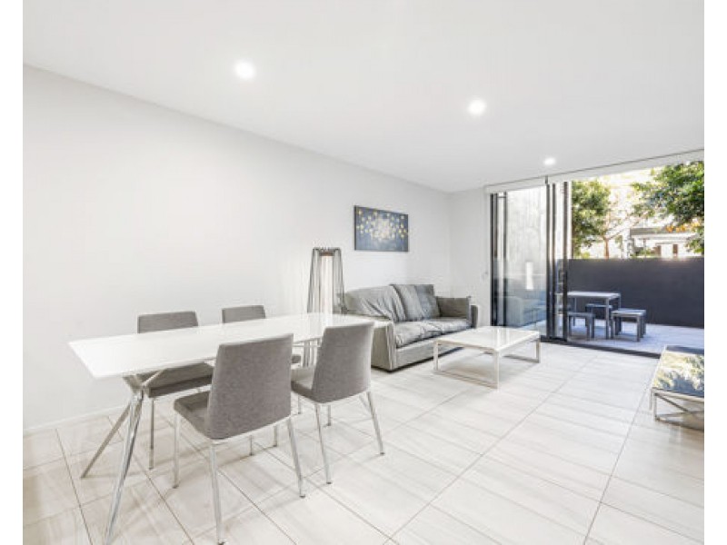 54 Slobodian Ave, Eight Mile Plains QLD 4113