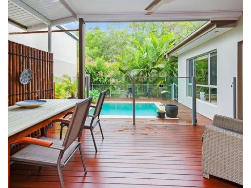 12 Moyenne Crescent, Varsity Lakes QLD 4227