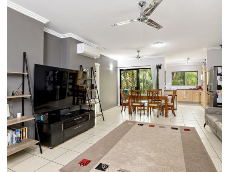 19 Upward St, Parramatta Park QLD 4870