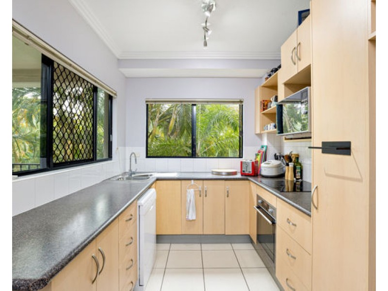 19 Upward St, Parramatta Park QLD 4870