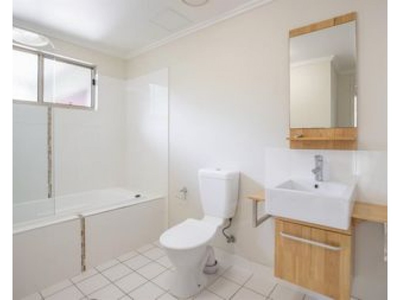 8 22-26 Clifton Road, Clifton Beach QLD 4879