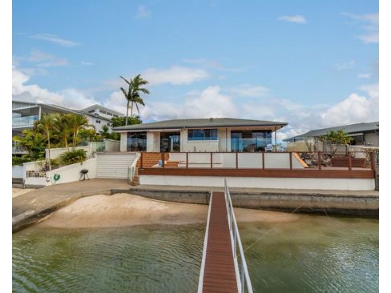 7 Daimler Drive, Bundall QLD 4217