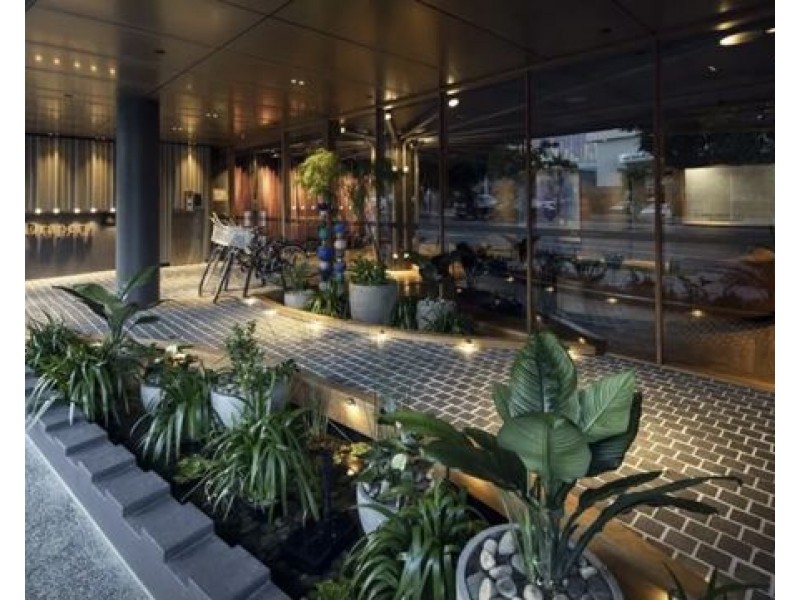 1303/62 Logan Road, Woolloongabba QLD 4102