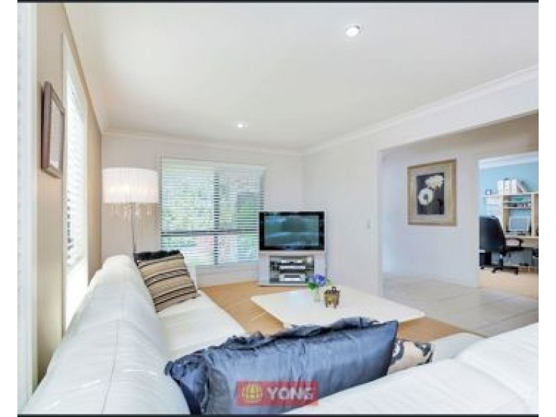 125 Didbrook Street, Robertson QLD 4109