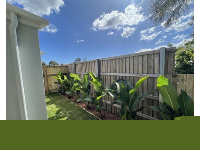 2/10 Bundy Court, Pimpama QLD 4209