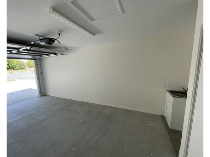 2/10 Bundy Court, Pimpama QLD 4209