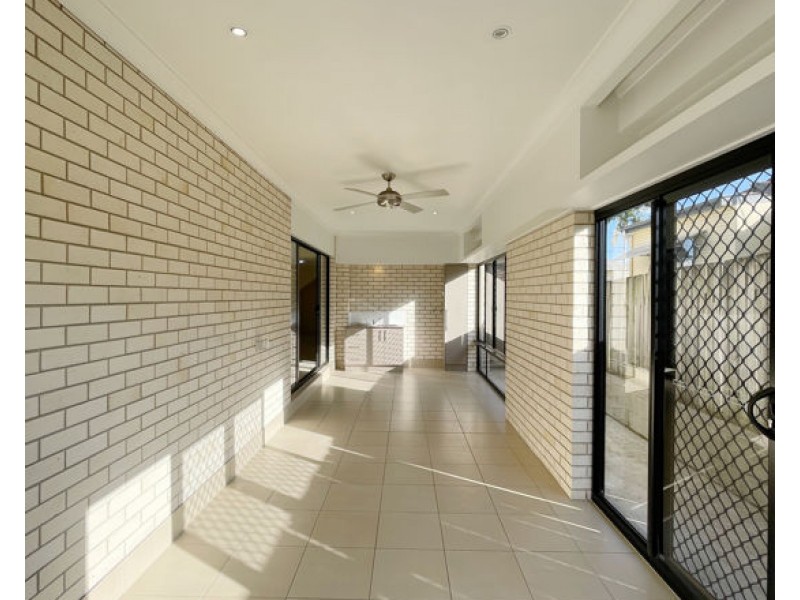 60 Lindwall Street, Upper Mount Gravatt QLD 4122