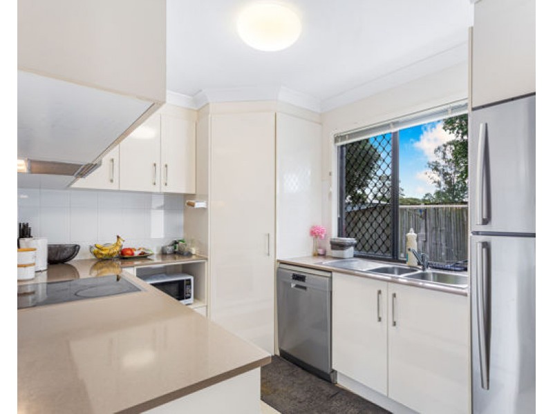9/1 Emerald Place, Bridgeman Downs QLD 4035