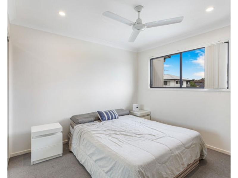 9/1 Emerald Place, Bridgeman Downs QLD 4035